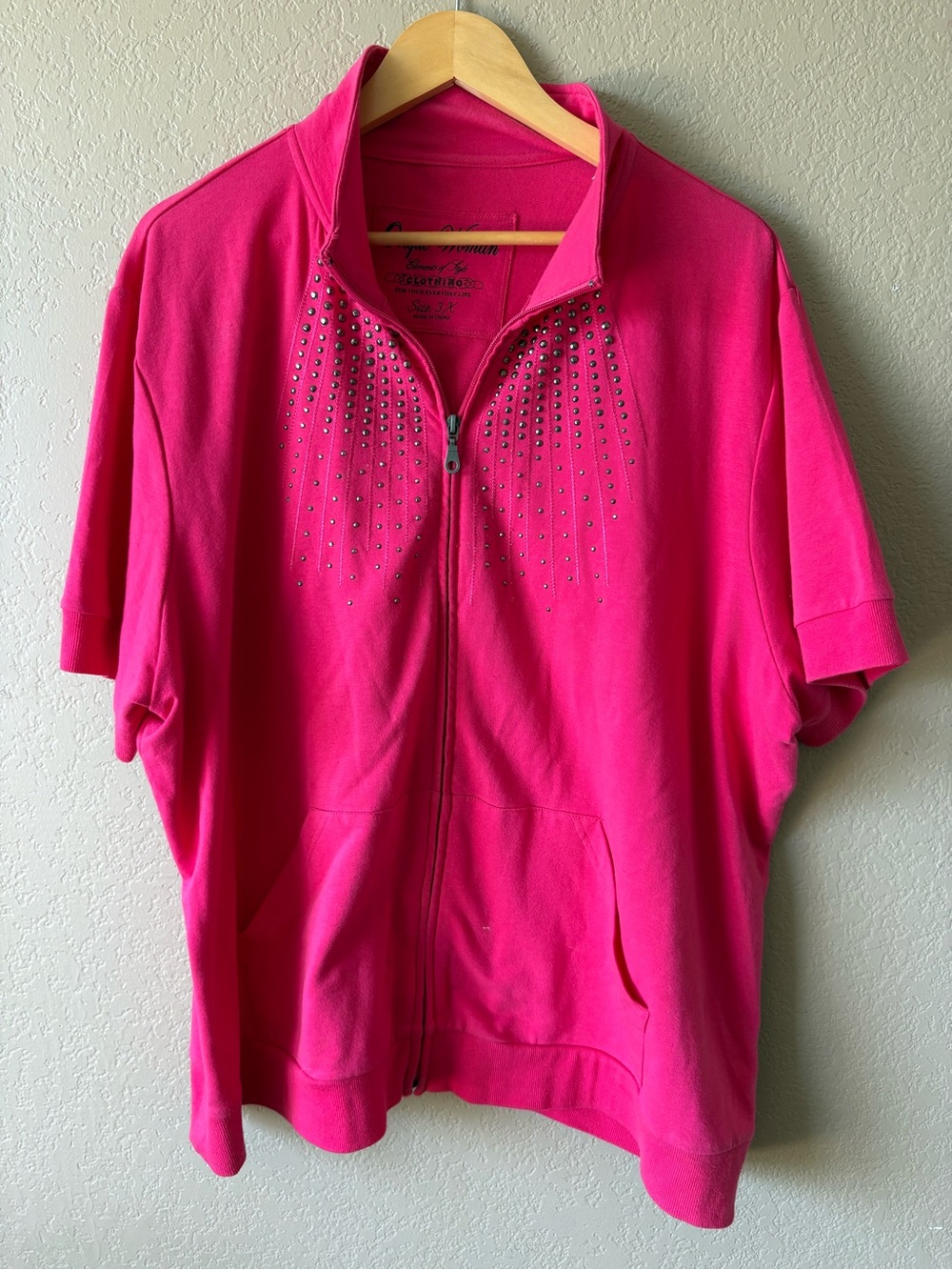 Onque Woman's Hot Pink Full Zip Top Short Sleeve Stud Embelished Size 3X